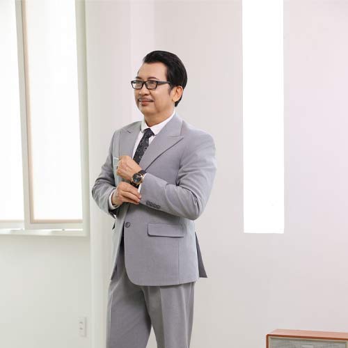 Hoàng Minh